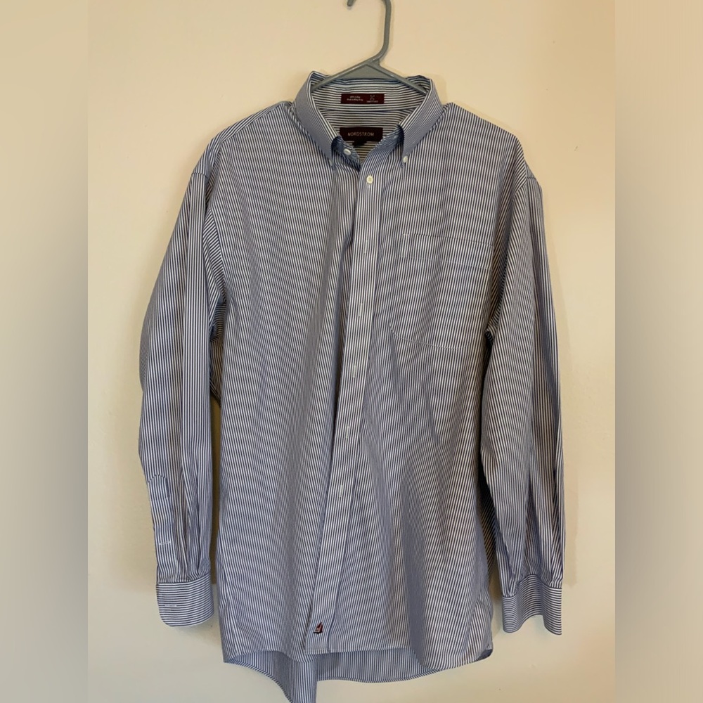 Nordstrom Men’s dress shirt. Size 16.5-34.